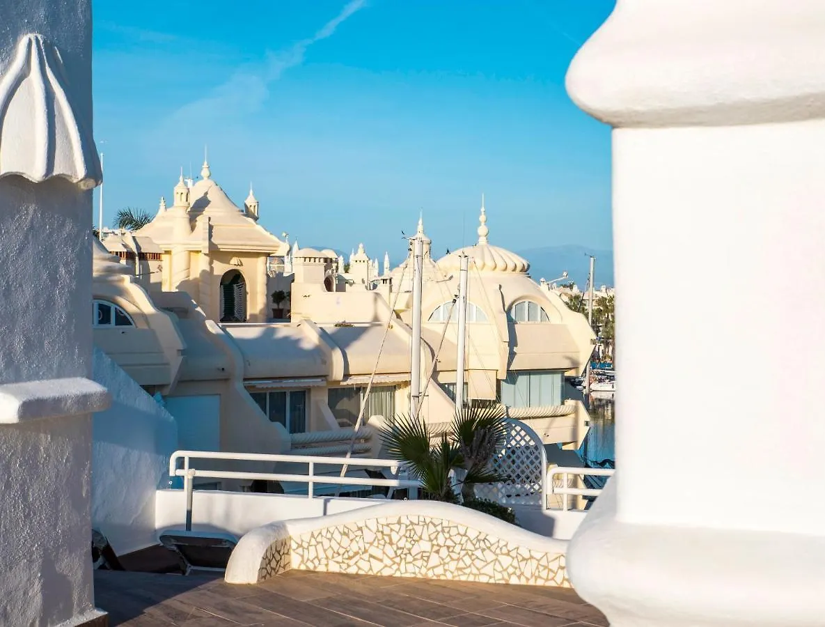 Appartamento Popeye Suite Puerto Marina Espectacular Apartamento Dentro De La Isla De Puerto Marina Con Piscina En Cubierta Y A 1 Minuto De La Playa Benalmádena