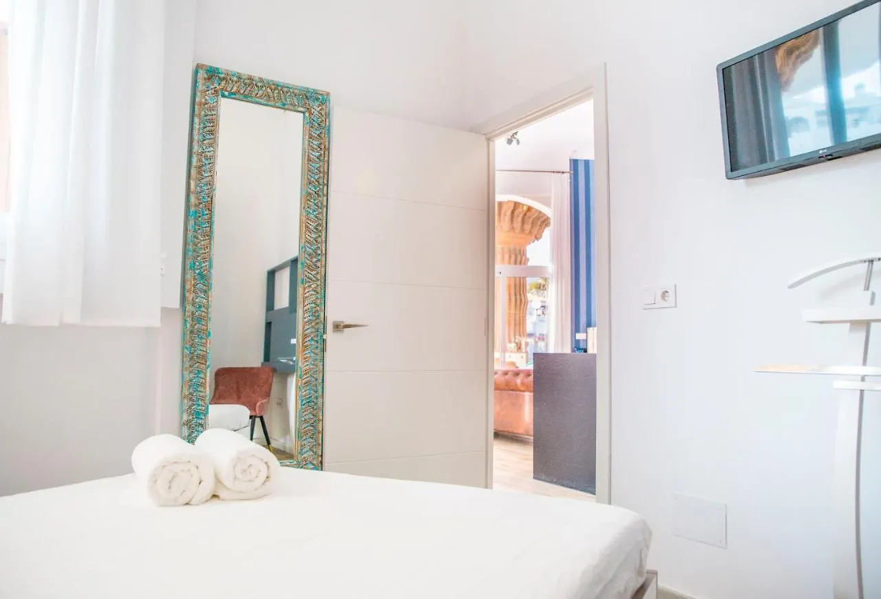 Popeye Suite Puerto Marina Espectacular Apartamento Dentro De La Isla De Puerto Marina Con Piscina En Cubierta Y A 1 Minuto De La Playa Benalmádena Spagna