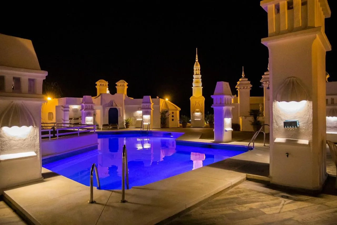 Appartement Popeye Suite Puerto Marina Espectacular Apartamento Dentro De La Isla De Puerto Marina Con Piscina En Cubierta Y A 1 Minuto De La Playa Benalmádena Spanje